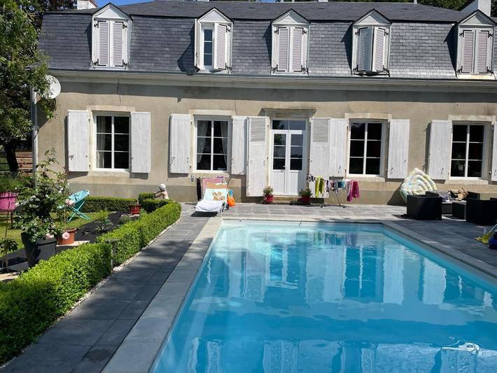 Gîte pour 3 personnes, avec jardin et piscine à Étival-lès-le-Mans
