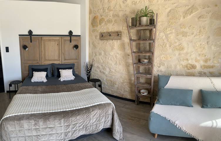 Cottage pour 3 personnes, avec jardin à Cubnezais