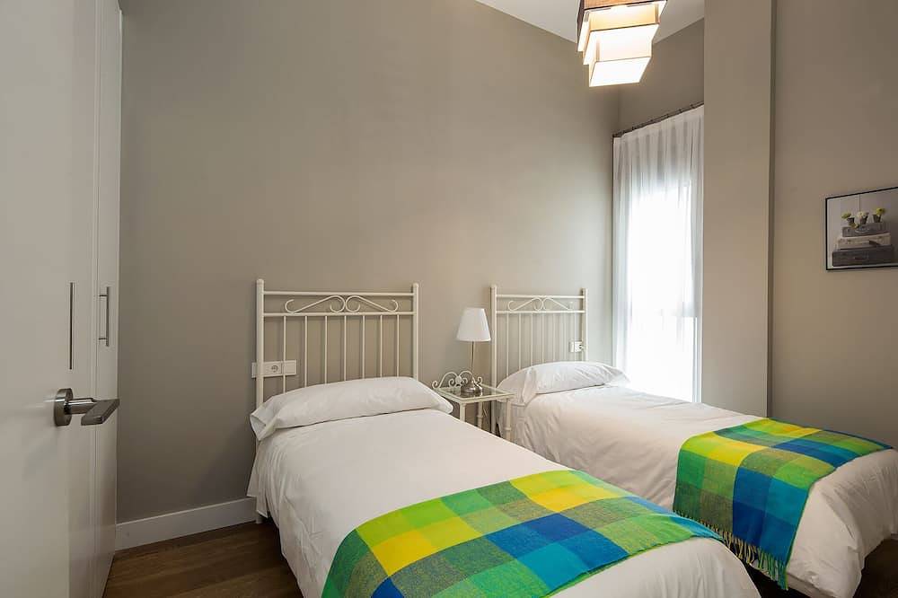 Ganze Wohnung, Angeles 1E. 2 bedrooms, 2 bathrooms next to the Cathedral in Casco Antiguo, Sevilla