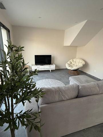 Cottage pour 6 personnes, avec jacuzzi et jardin, adapté aux familles à Saint-Georges-d'Orques