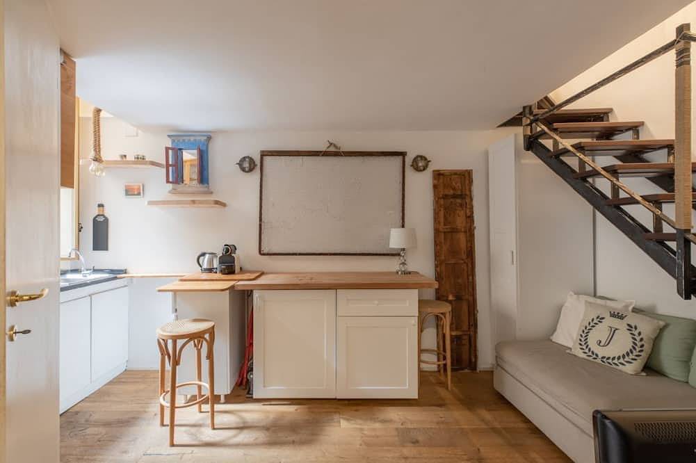 Apartamento entero, Bonito estudio en Monti in Centro de Roma, Roma