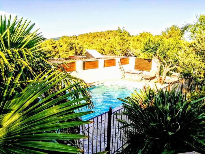 Villa pour 6 personnes, avec Terrasse et Jardin ainsi que Piscine et Vue à Carqueiranne - 3
