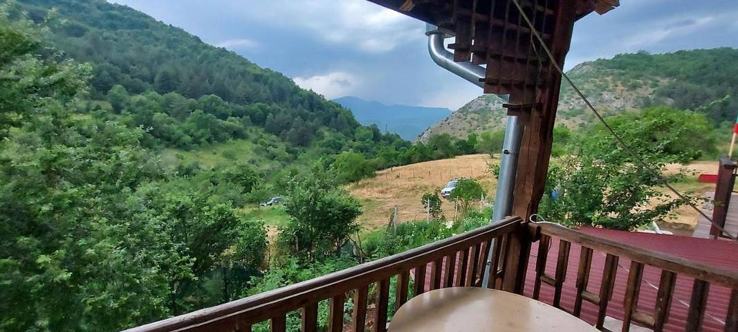 Landhaus für 2 Personen, mit Terrasse und Garten sowie Ausblick, mit Haustier in Bulgarien - 4