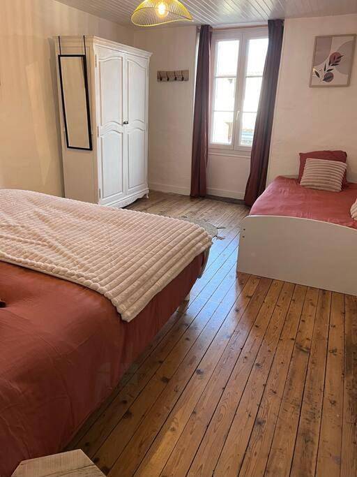 One-Bedroom House in Jaunay-Clan, Vienne (France)