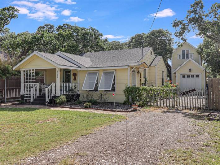 Vacation house for 9 people, with yard and terrace in Rockport (Texas)
