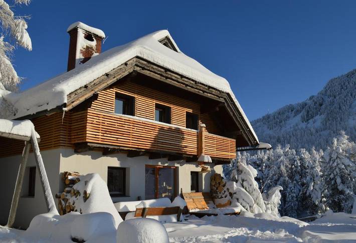 Chalet für 12 Personen, mit Balkon und Terrasse sowie Garten und Seeblick in Turrach