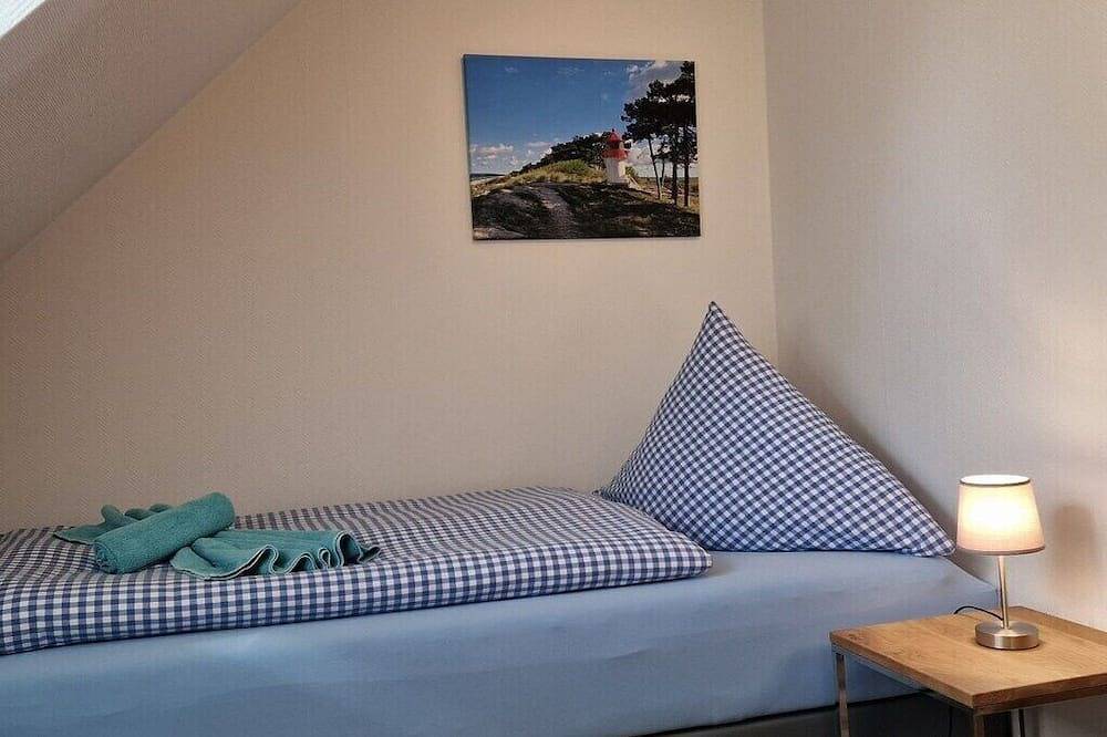 Ferienhaus in Vitte mit Schwimmbecken in Hiddensee, Vorpommern-Rügen
