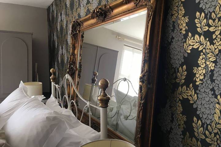 Luxury Double Ensuite Brunyee at Coswarth House in Padstow, Cornwall