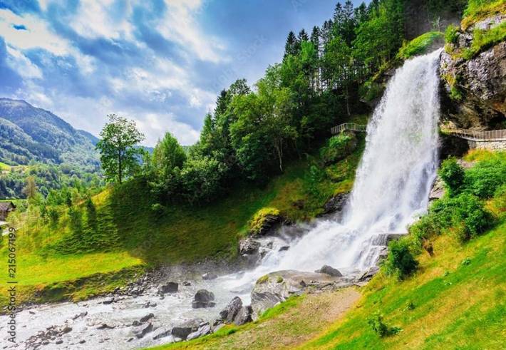 Chambre d’hôte pour 2 personnes, avec sauna et jacuzzi ainsi que piscine et jardin dans le Puy-de-Dôme - 4