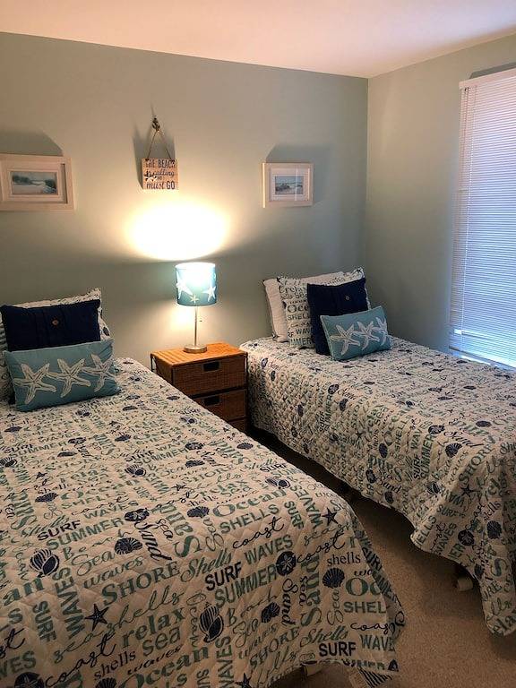 Vacation rental for 14 people, with balcony in Long Beach Island