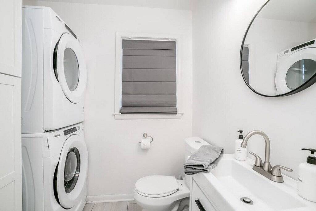 This house is a 4 bedroom(s), 1.5 bathrooms, located in Wichita, Ks. in Wichita, Kansas