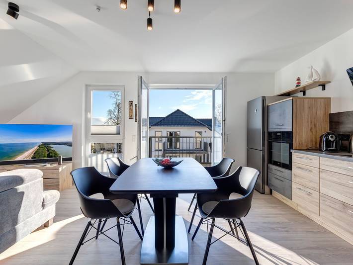 Ferienwohnung für 4 Personen, mit Balkon in Kölpinsee