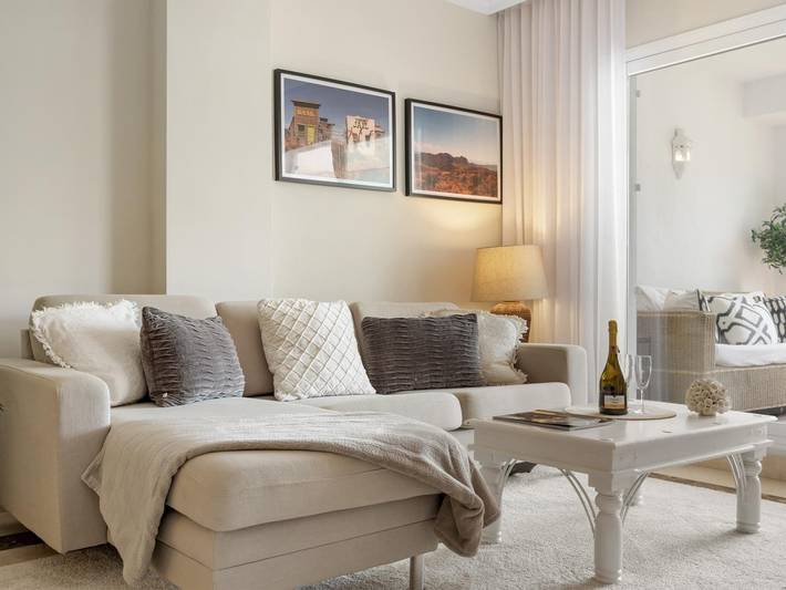 Ganze Ferienwohnung, Ferienwohnung für 4 Personen mit Terrasse in San Pedro de Alcántara, Marbella