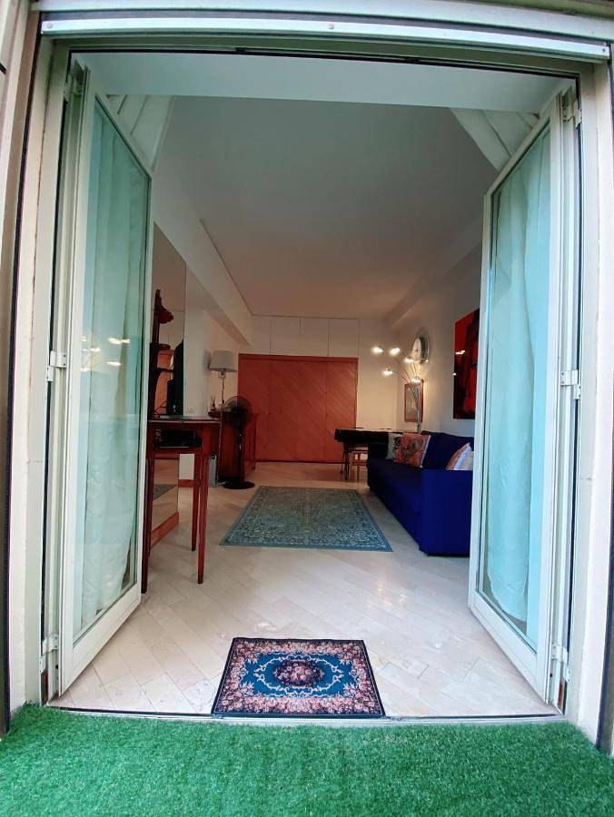 Ολόκληρο το διαμέρισμα, Suite Apartment in Mc Center, 5min walk to Casino & the Port and 1min from underground train station in Μονακό, Mediterranean Coast (France)