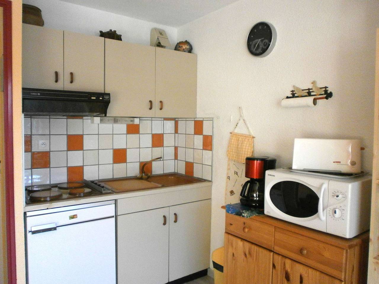 Apartamento entero, Apartamento T2 para 4 en Pla d'Adet - A pie de pistas con balcón y vistas al sur in Saint-Lary-Soulan, Parque nacional de los Pirineos