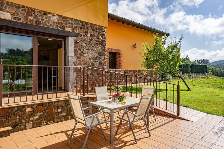 Casa rural para 2 personas, con Jardín