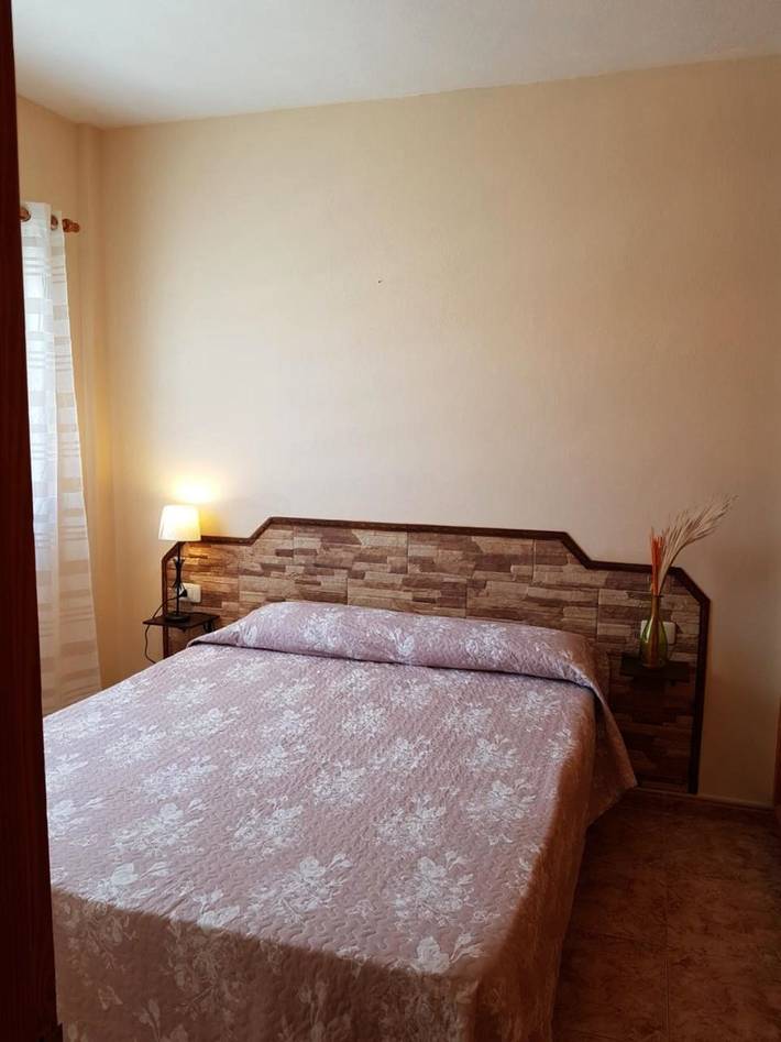 Ferienwohnung für 6 Personen, mit Balkon und Terrasse sowie Ausblick in La Caleta de Interián - 3