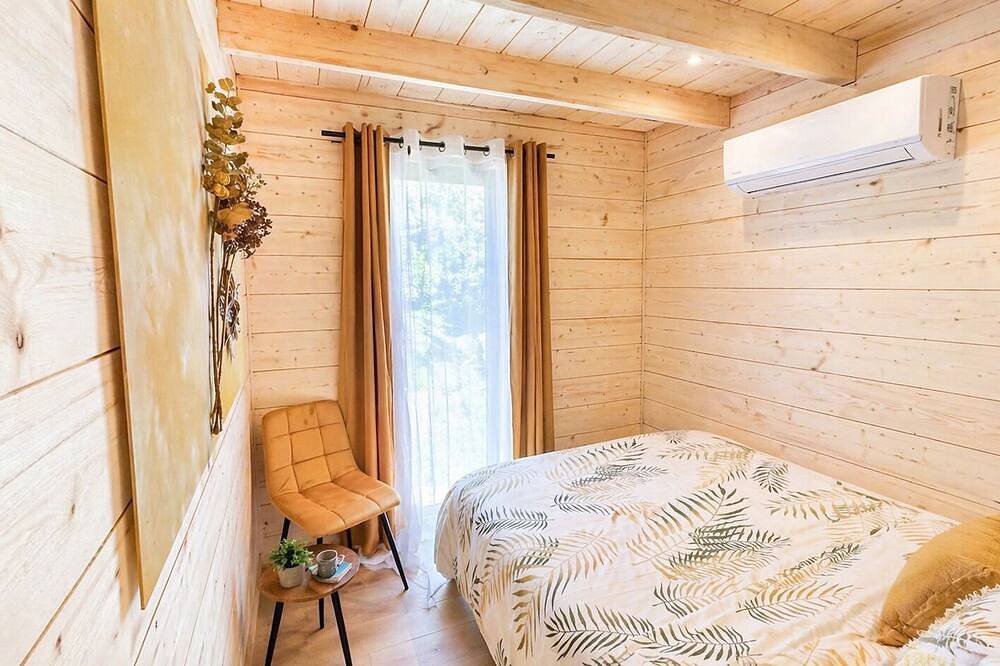 Villa cottage bois in Longnes, Yvelines
