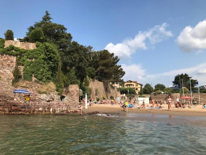Hôtel pour 2 personnes, avec terrasse, animaux acceptés dans Château de la Napoule