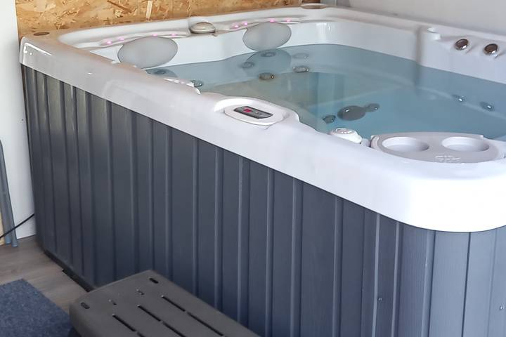 Ferienhaus für 2 Personen, mit Whirlpool und Terrasse sowie Garten in Kent - 3