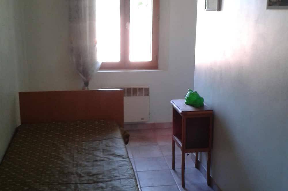 Maison de village au cœur de la Provence Verte, département du Var in La Celle (Var), Région de Brignoles
