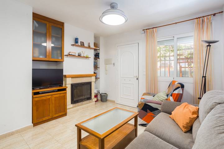 Ferienhaus für 7 Personen, mit Garten und Kinderpool, mit Haustier in Oliva - 4