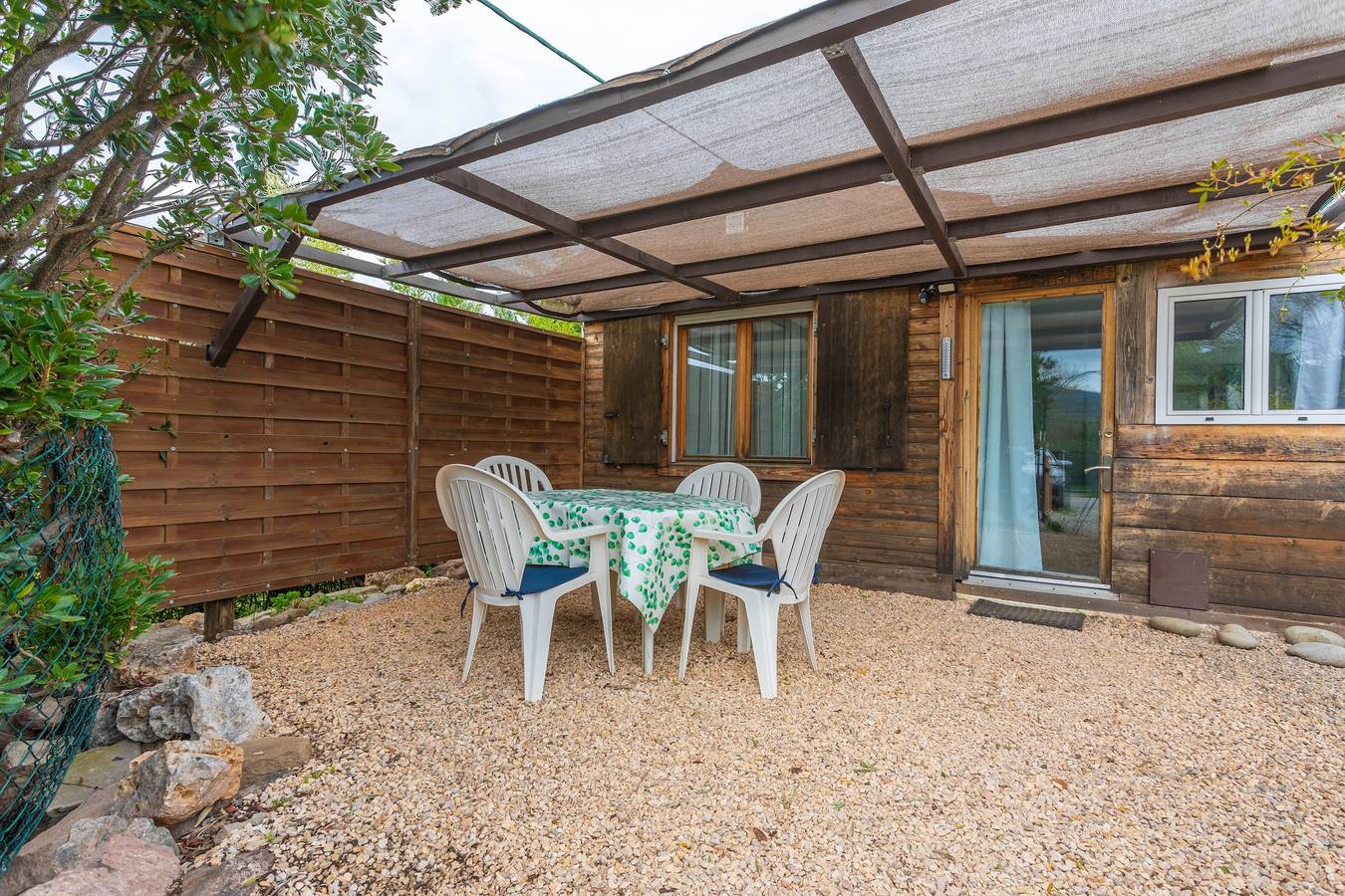 Mobil-home 'Joli' con terraza privada, Wi-Fi y aire acondicionado in Roquebrune-sur-Argens, Costa mediterránea (Francia)