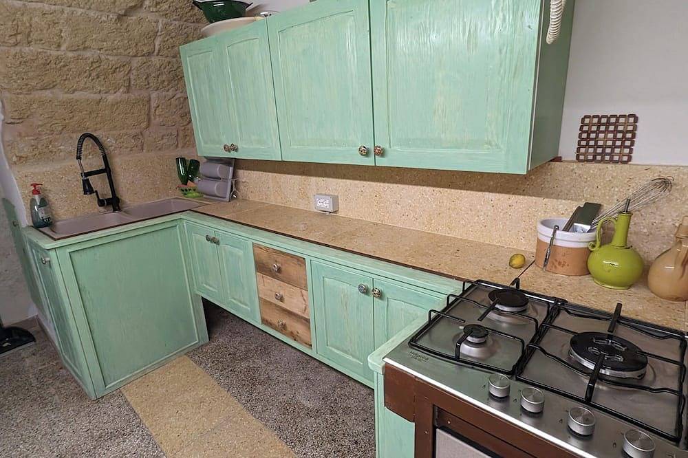 The Art of Leo in Tricase, Golfo de Tarento