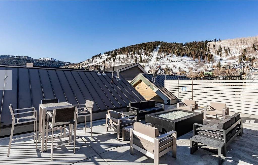 Ganze Wohnung, Ski-in-Ski-out und auf der Main Street in der Nähe aller Restaurants und des Nachtlebens in Uinta Wasatch Cache National Forest