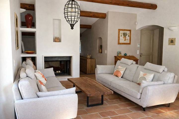 Gîte pour 9 personnes, avec jardin à Murs - 2