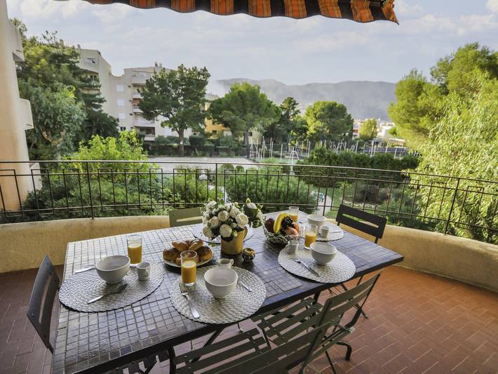 Apartamento de vacaciones para 5 personas, con vistas además de terraza y jardín, Se admiten mascotas - 1