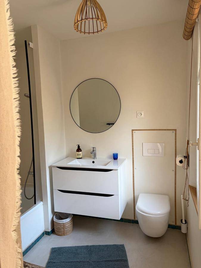 Chambre d’hôte pour 2 personnes, avec piscine ainsi que vue et jardin à la La Ciotat - 3