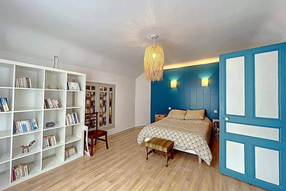 Charming 1930s House in Central Hennebont - Garden, Wifi, Near Amenities in Hennebont, Côte des Mégalithes