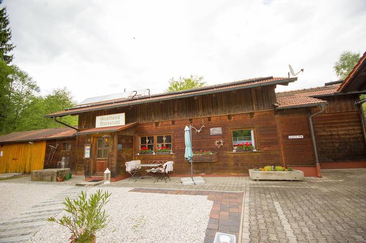 Ferienhaus für 3 Personen, mit Terrasse und Garten sowie Sauna, kinderfreundlich in Arnbruck - 4