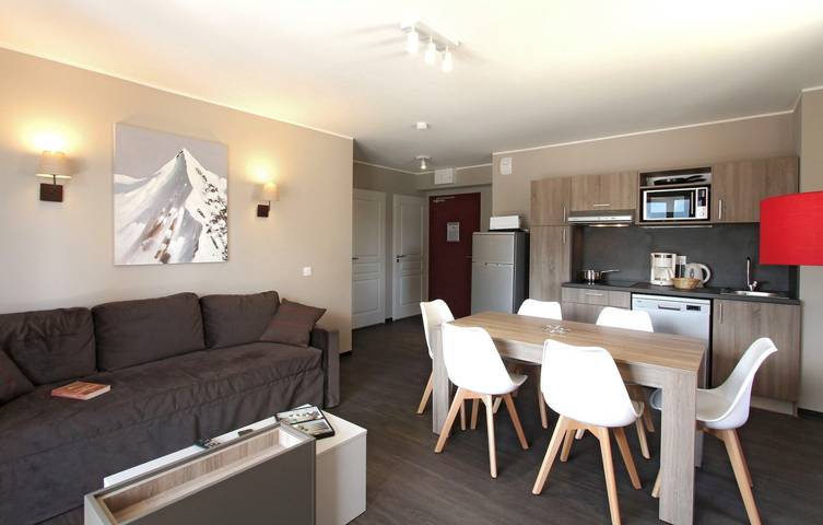 Gîte pour 4 personnes, avec balcon ainsi que piscine et sauna, animaux acceptés à Pra-Loup - 2