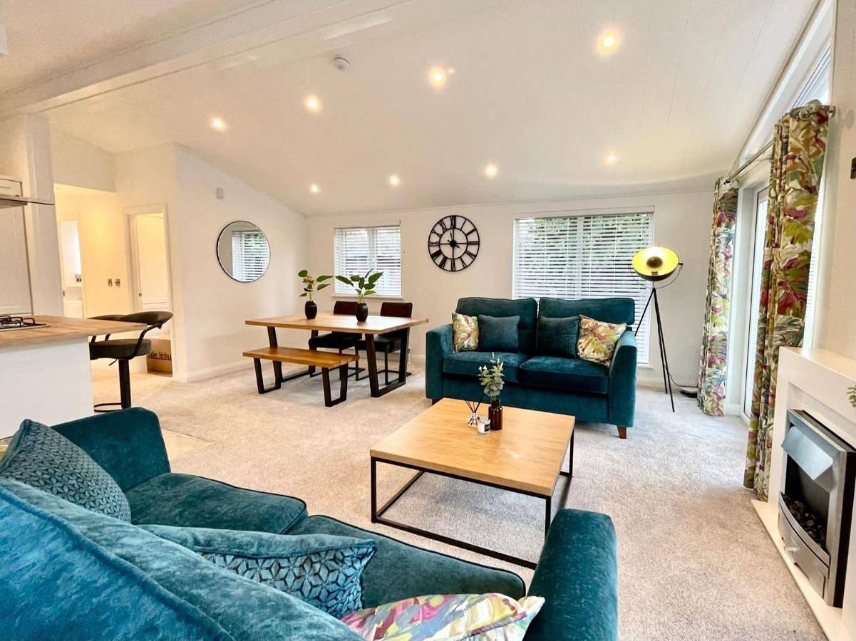 Thirlmere 4 Luxury Lodge at White Cross Bay Windermere in White Cross Bay, Lake District