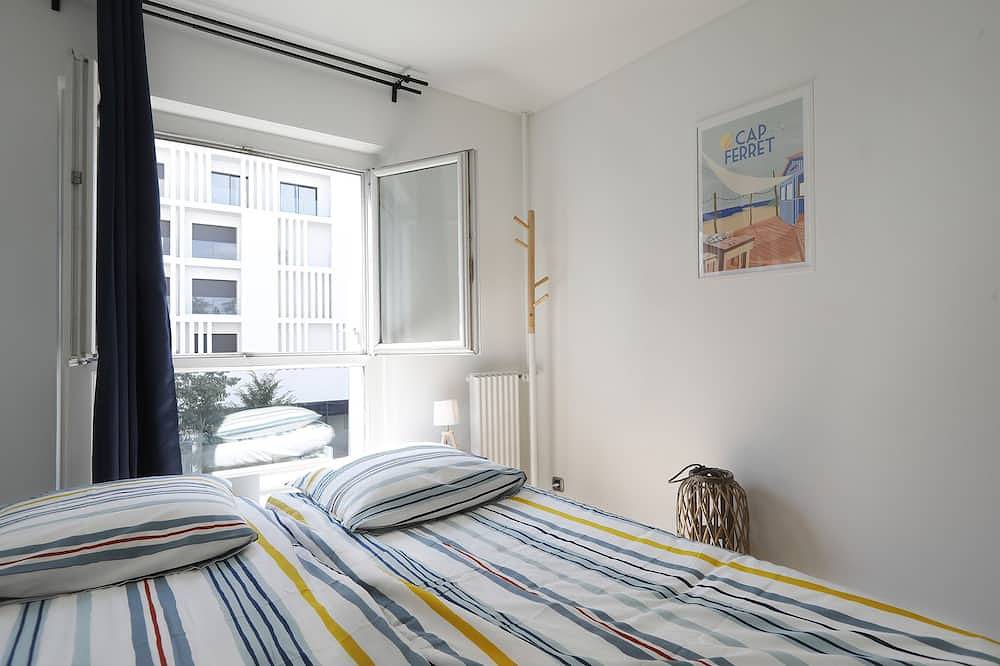 Entire apartment, Agréable Appartement Idéalement Situé au Pied du Tramway in Le Bouscat, Bordeaux region