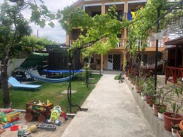 Maison d’hôte pour 4 personnes, avec jardin et terrasse, animaux acceptés dans Constanța