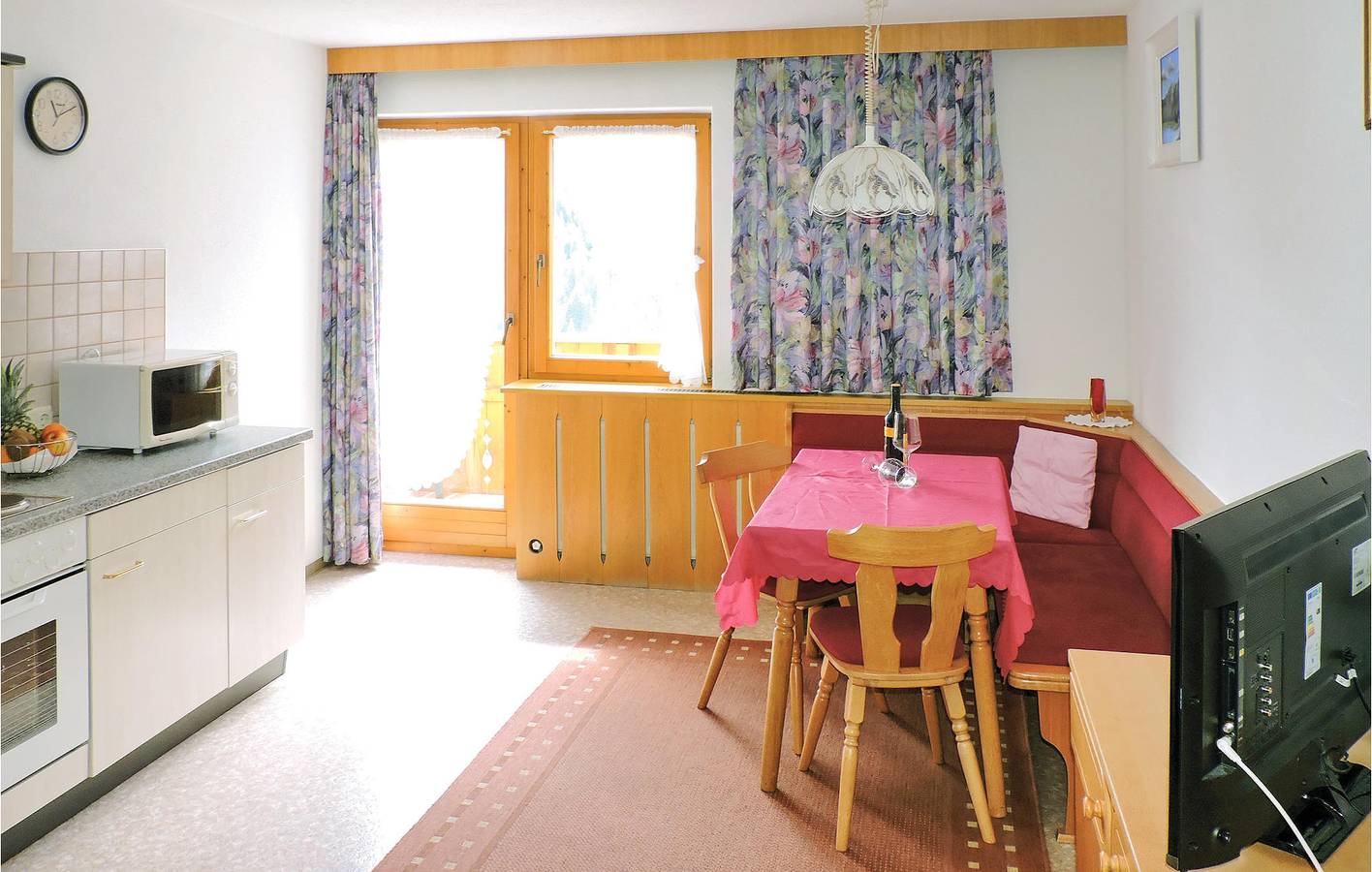 Apartamento vacacional entero, Apartamento Mountainview: Aparcamiento, Terraza, 900m de la pista de esquí in Kappl, Verwall mountains