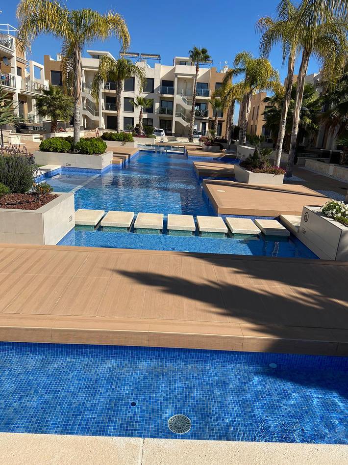 Ferienwohnung für 4 Personen, mit Balkon und Terrasse sowie Kinderpool in Orihuela Costa - 2