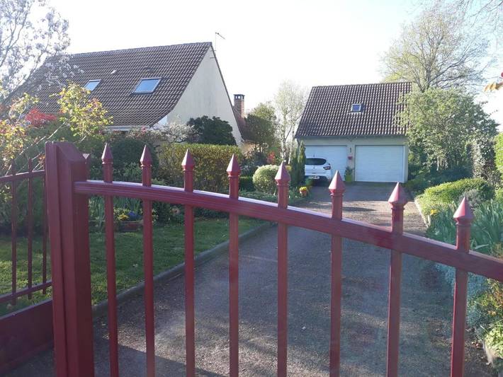 Chambre d’hôte pour 3 personnes, avec Terrasse ainsi que Jardin et Vue