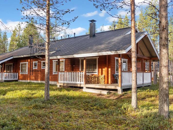 Log cabin for 8 people, with pets in Levi