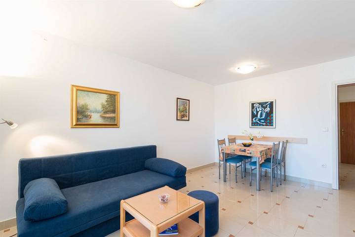 Gîte pour 4 personnes, avec balcon/terrasse et balcon dans Vir - 3