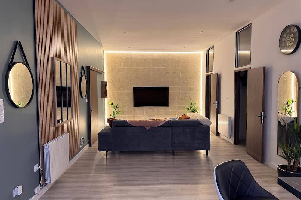 Entire apartment, Corporate Residence - Heights of Lons-le-Saunier in Lons-le-Saunier, Jura