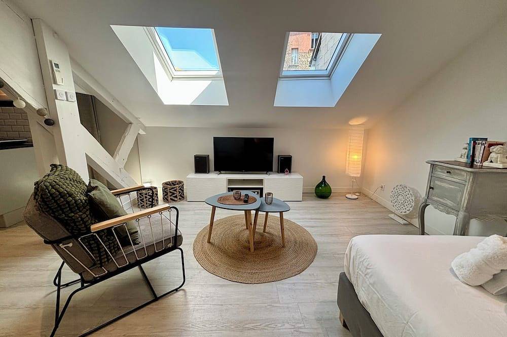 Apartamento entero, Casa Blum #4 - Studio climatisé, à 2 pas de la gare in Brive-la-Gaillarde, Brive-la-Gaillarde region