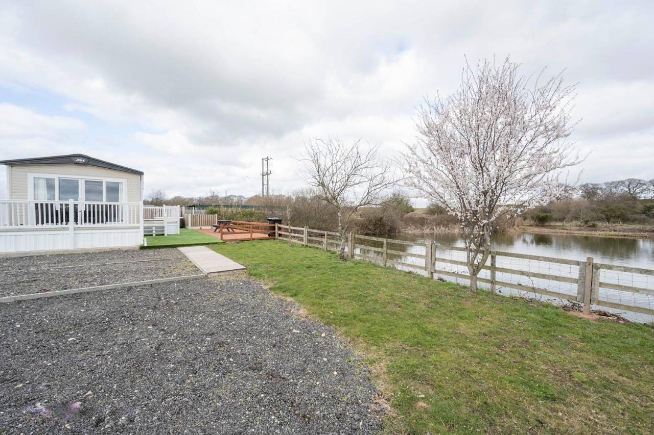Hallcroft Fishery And Holiday Park in Nottinghamshire