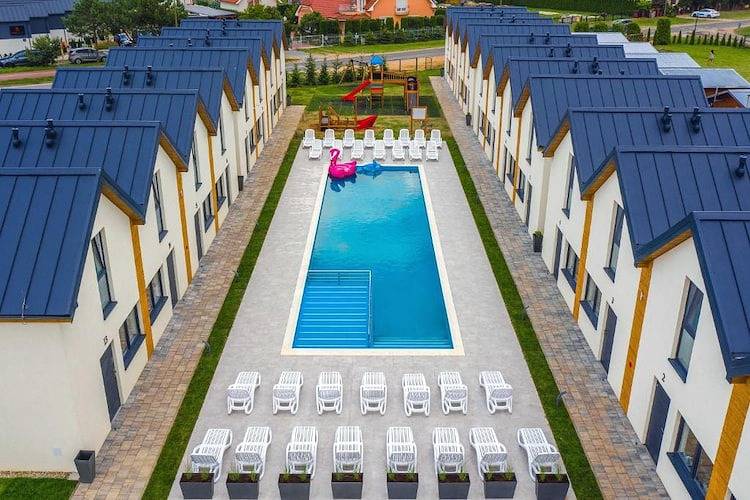 Komfortable Ferienhäuser mit Pool in Strandnähe in Rewal, Powiat gryficki