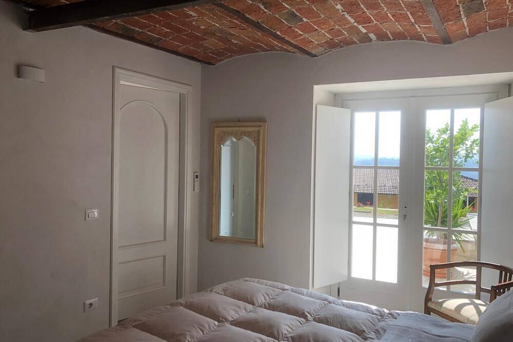 Appartamento romantico con piscina in villa d'epoca in Monferrato in Moncestino, Provincia d'Alessandria