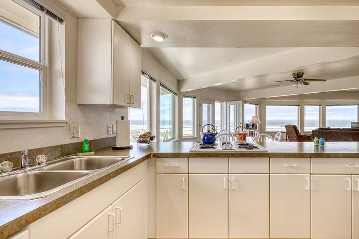 Vacation rental for 6 people, with balcony, with pets in Bandon (Oregon)