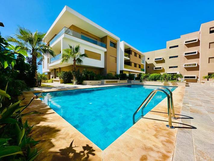 Gîte pour 4 personnes, avec jardin ainsi que piscine et vue dans Tamraght Ouzdar